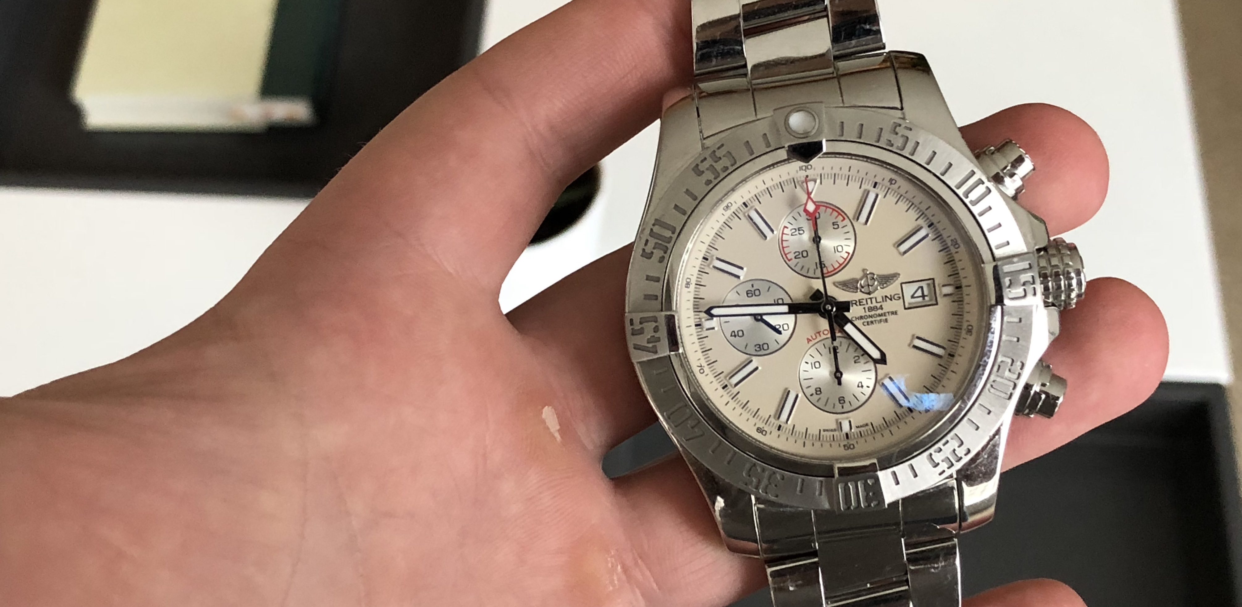 Is Breitling Super Avenger 2 Any Good? – [Full Review]